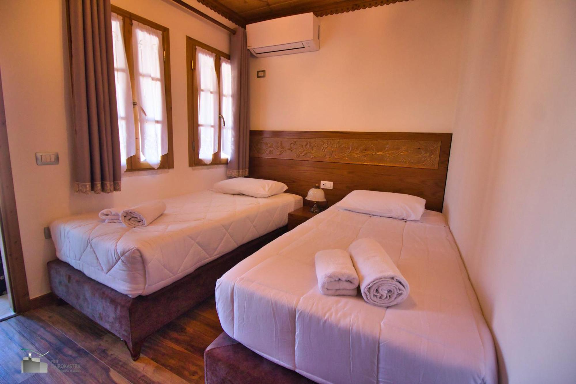 Hotel Praga Gjirokaster Ruang foto